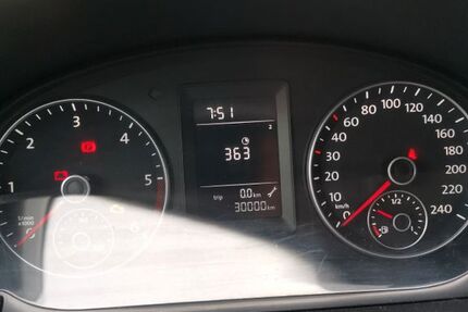 VW Caddy 243.400 km 16.700 &euro; Bad Karlshafen 34385