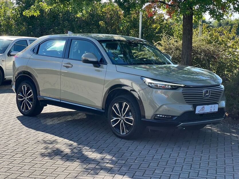 HR-V