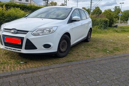 Ford Focus 214.000 km 3.100 &euro; Geilenkirchen 52511