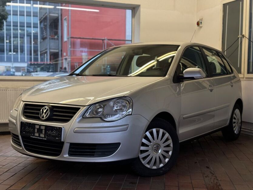 VW Polo 119.745 km 2.990 € Hamburg 20099