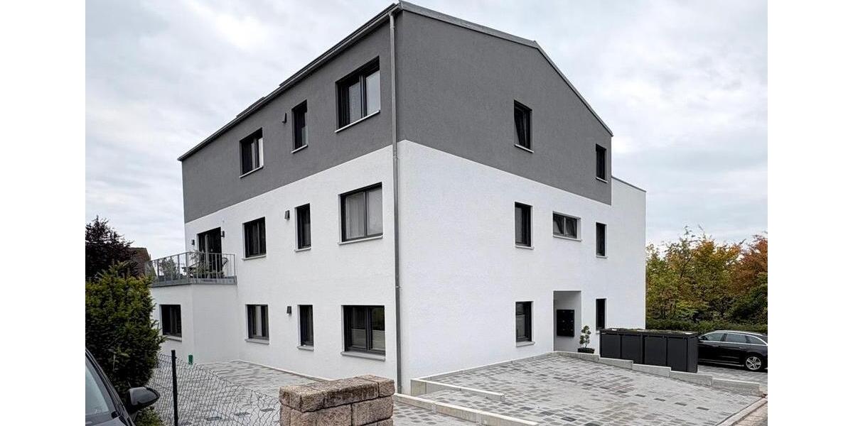 Etagenwohnung Irchenrieth - 3 Zimmer, 94 m&sup2;, 1.200&euro; | Angebot:26408105