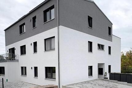 Wohnung Irchenrieth - 3 Zimmer, 94 m&sup2;, 1.200&euro; | Angebot:26408105