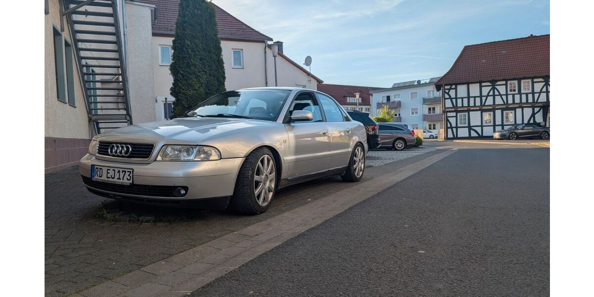 Audi A4 295.000 km 2.450 &euro; Eckernförde 24340