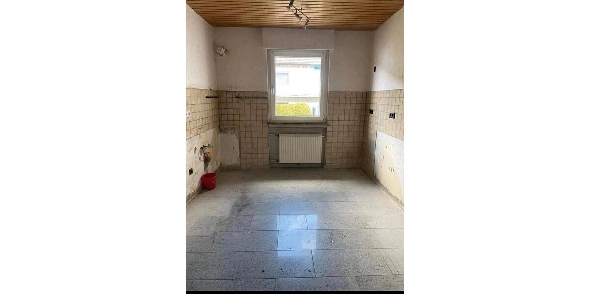 Reihenhaus Rodalben - 7 Zimmer, 131 m&sup2;, 119.000&euro; | Angebot:26891558