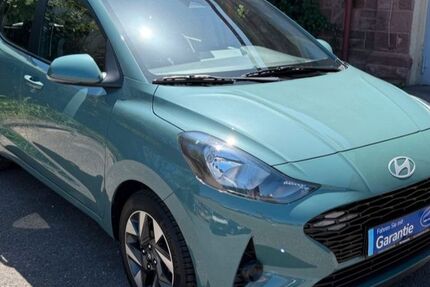 Hyundai i10 1.990 km 17.790 &euro; Karlsruhe 76137