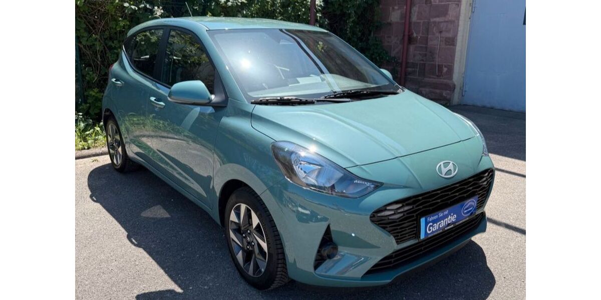 Hyundai i10 1.990 km 18.890 &euro; Karlsruhe 76137