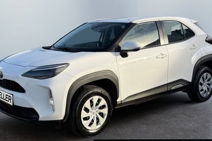 Toyota Yaris Cross 27.565 km 21.580 &euro; Hamm 59067