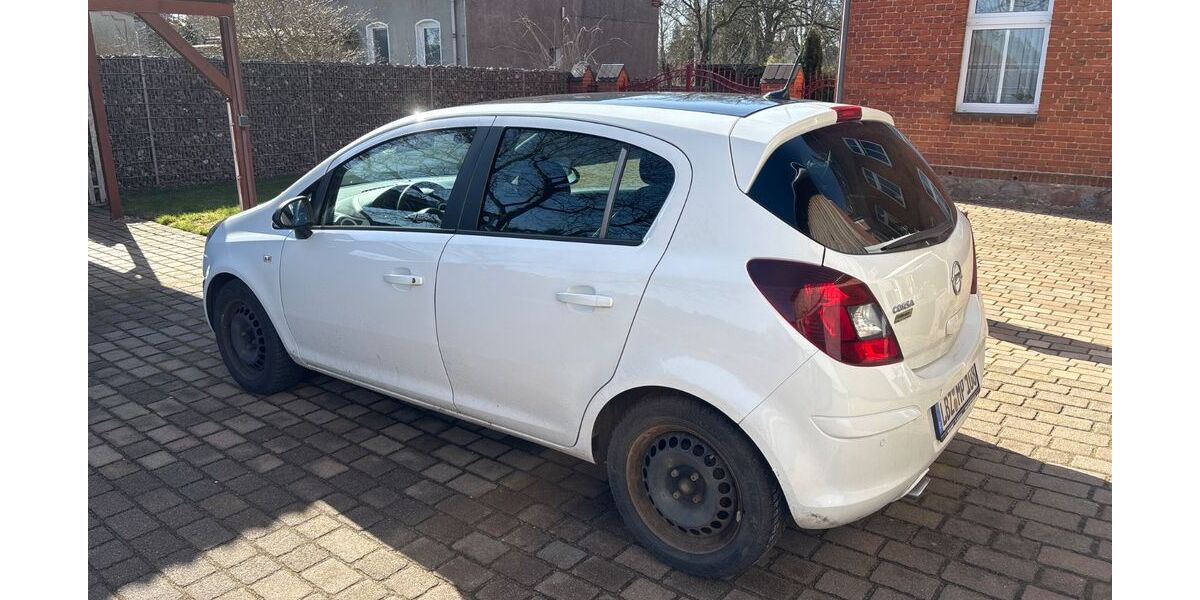 Opel Corsa 110.000 km 4.800 &euro; Ganzlin 19395