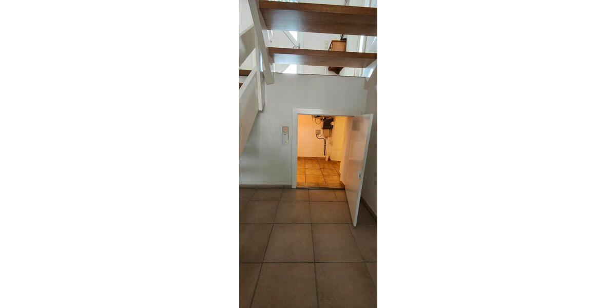 Etagenwohnung Nienburg (Weser) - 4.5 Zimmer, 102 m&sup2;, 349.000&euro; | Angebot:24346370