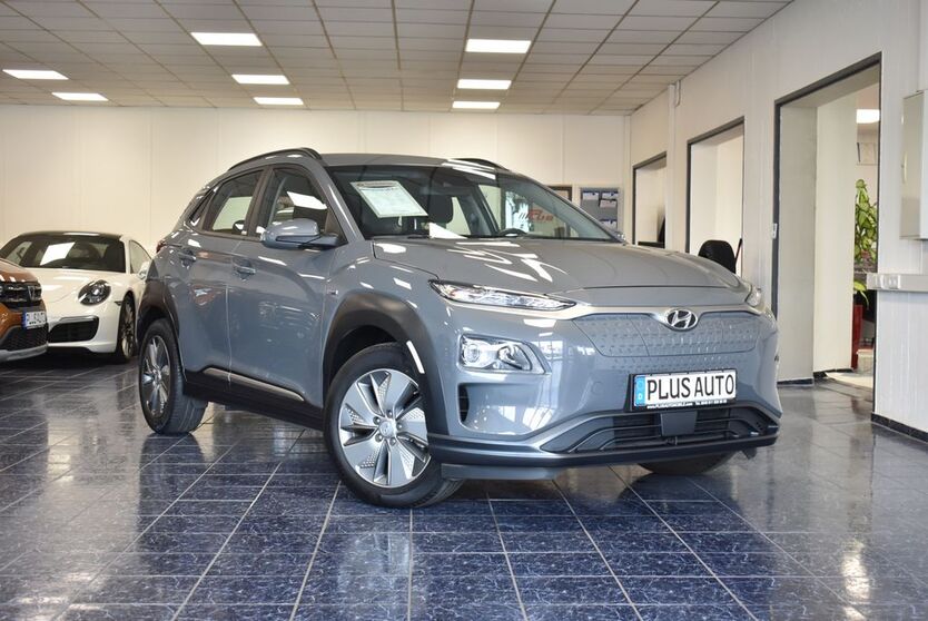 Hyundai KONA 20.692 km 15.270 € Nürnberg 90431