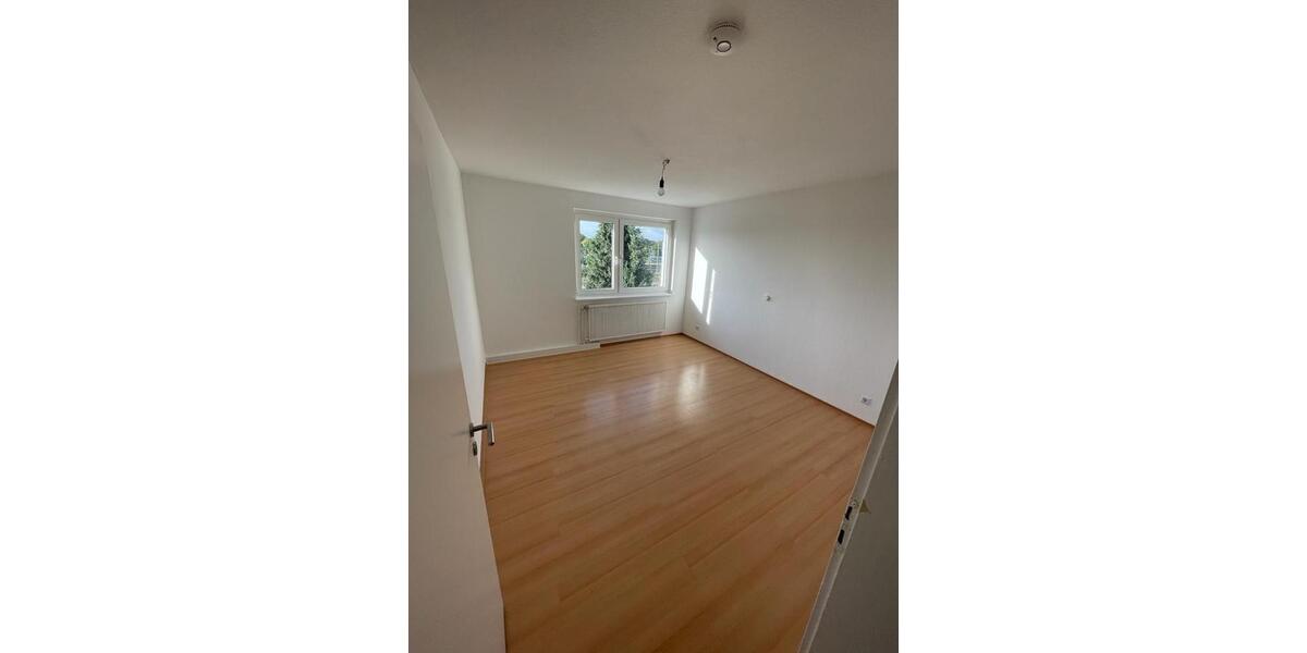 Etagenwohnung Düren - 3 Zimmer, 68 m&sup2;, 850&euro; | Angebot:24845532