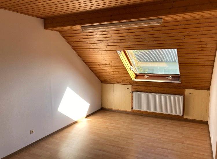 Haus mit Garten und Nebengebäuden (RESERVIERT) 7 zimmer