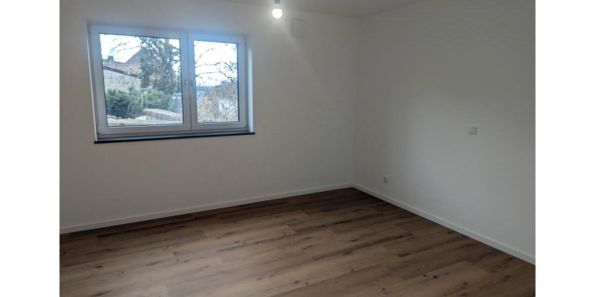 Etagenwohnung Straubing - 2 Zimmer, 77 m&sup2;, 930&euro; | Angebot:26134342
