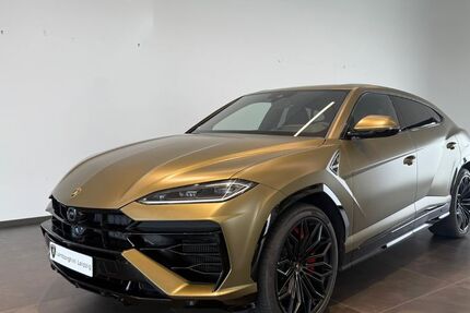Lamborghini Urus 6.000 km 355.000 € Leipzig 04357
