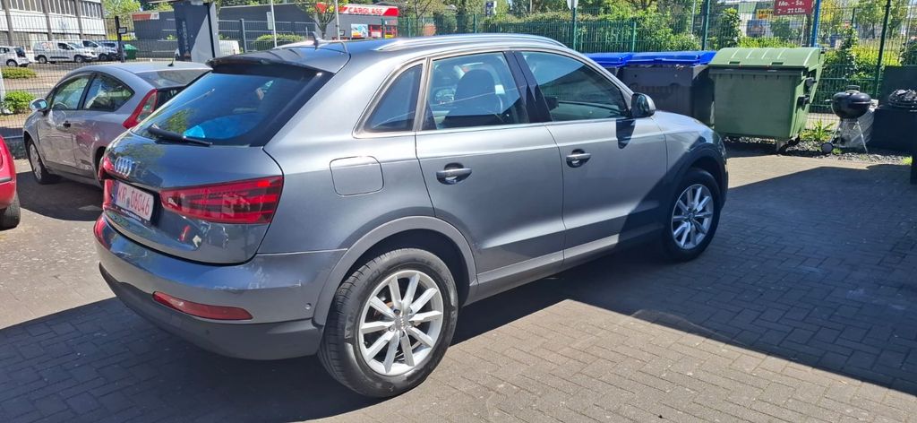 Audi Q3 135.000 km 14.200 &euro; Düsseldorf 40589