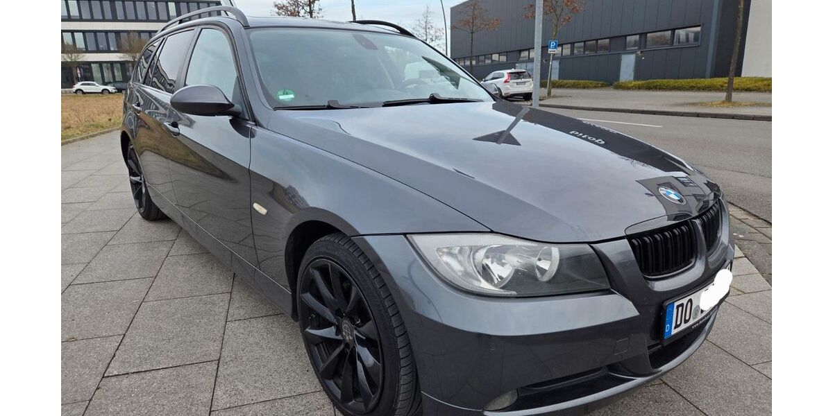 BMW 318 214.541 km 3.990 &euro; Dortmund 44263