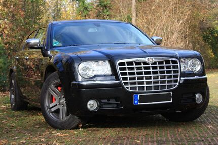 Chrysler 300C 319.000 km 6.800 € Düren 52355
