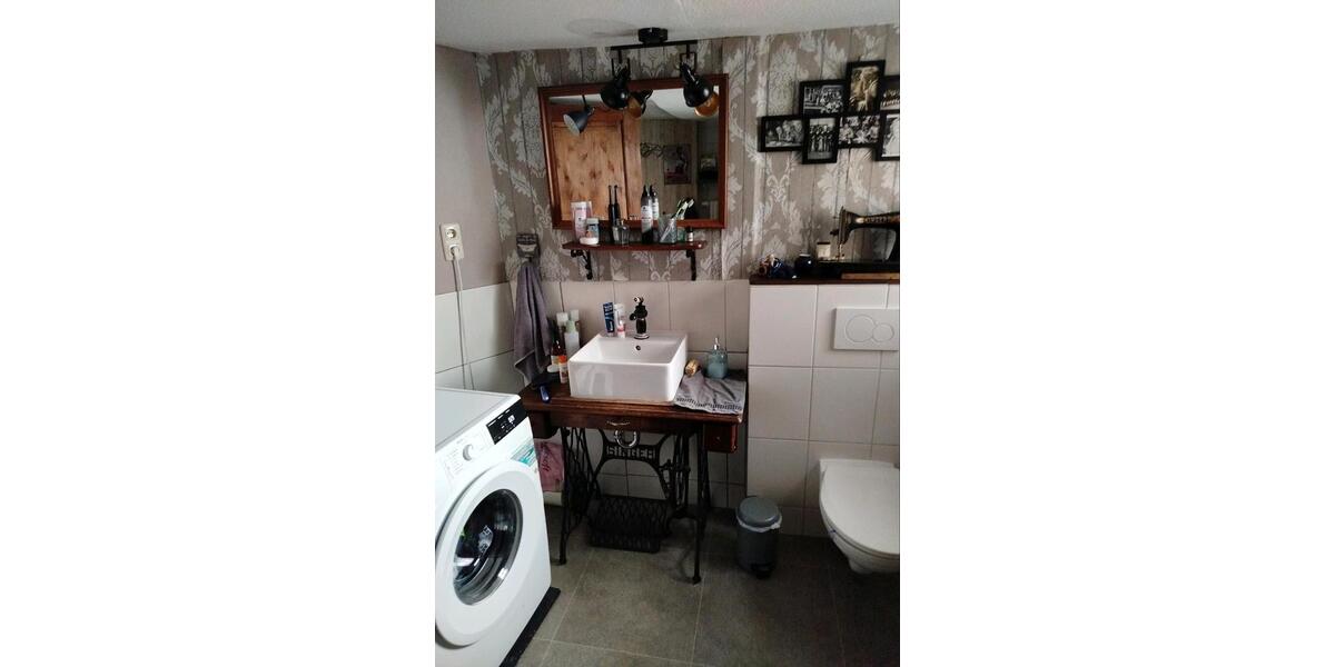 Erdgeschoßwohnung Felsberg - 1 Zimmer, 50 m&sup2;, 400&euro; | Angebot:26283673