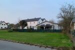 Zwei Einfamilienhäuser mit viel Platz im Zentrum von 84085 Langquaid - Einfamilienhaus Langquaid | Angebot:26624418