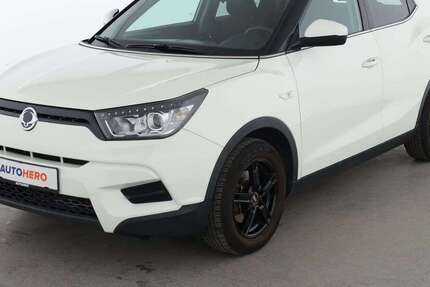 SsangYong Tivoli 80.696 km 9.790 &euro; Köln 50739