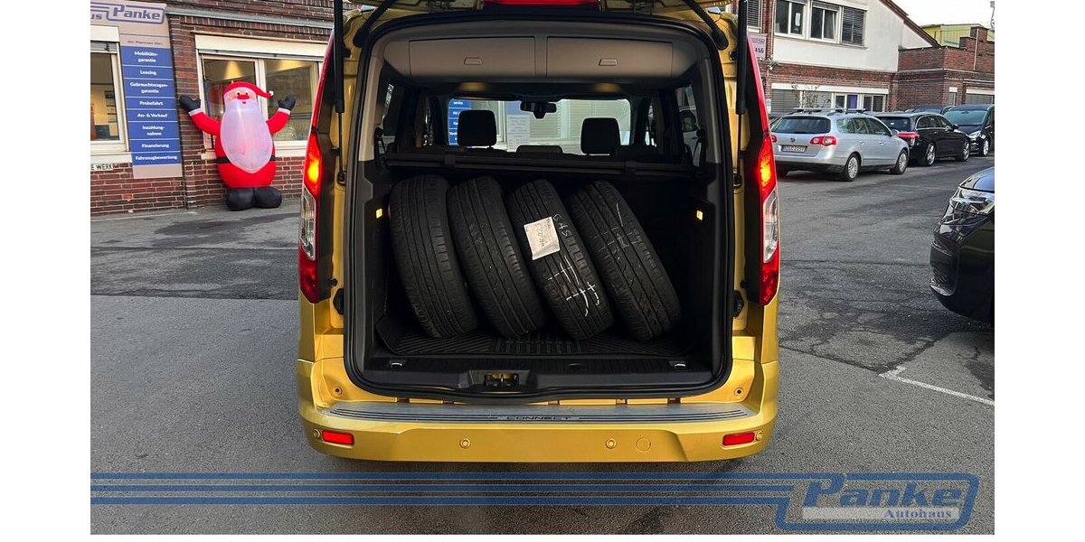 Ford Tourneo Connect Titanium*R-Cam*2-Schiebe*Pano* 169.849 km 10.990 &euro; Berlin 13187