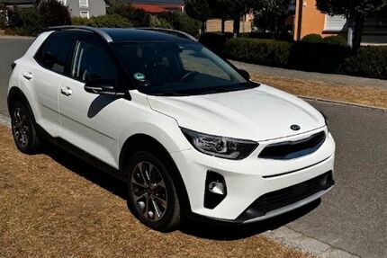 Kia Stonic 69.291 km 13.900 &euro; Weiherhammer 92729