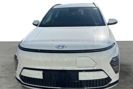 Hyundai KONA 7.584 km 30.490 &euro; Mühldorf am Inn 84453