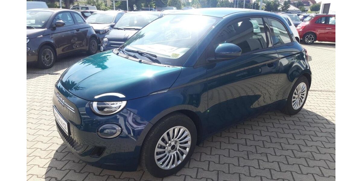 Fiat 500e 23.188 km 17.888 &euro; Leipzig 04178