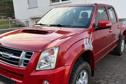 Isuzu D-Max 216.000 km 3.500 &euro; Schöneck 61137