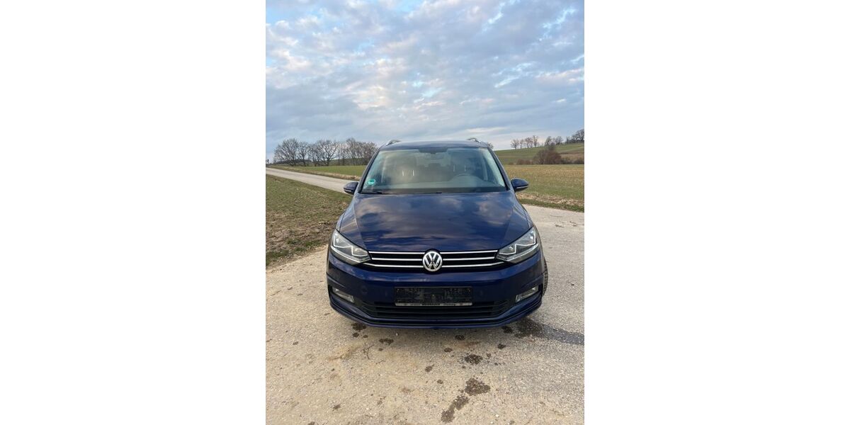 VW Touran 241.000 km 8.600 &euro; Hollenbach 86568