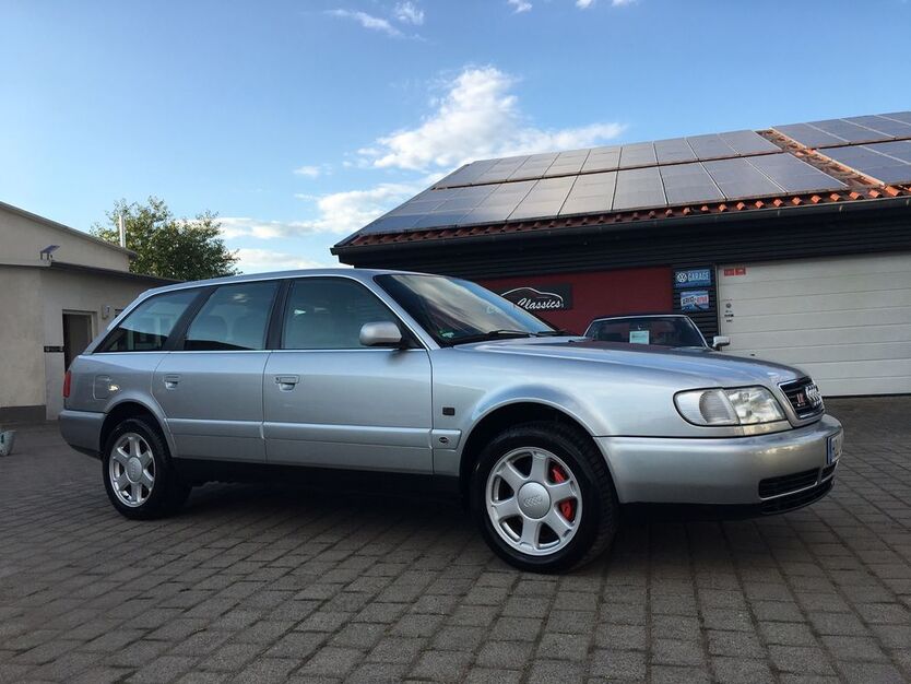 Audi S6 236.000 km 15.900 € Bevern 37639
