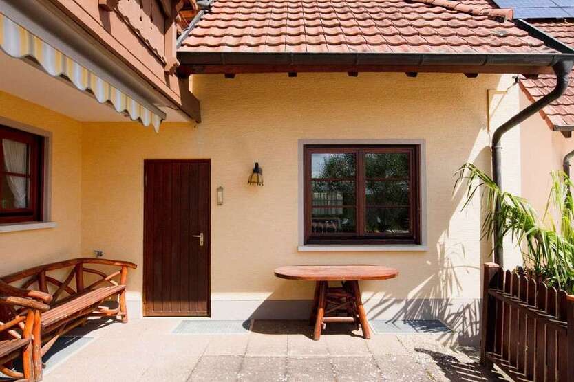Haus zum Kaufen in Kandern 665.000 € 195 m²