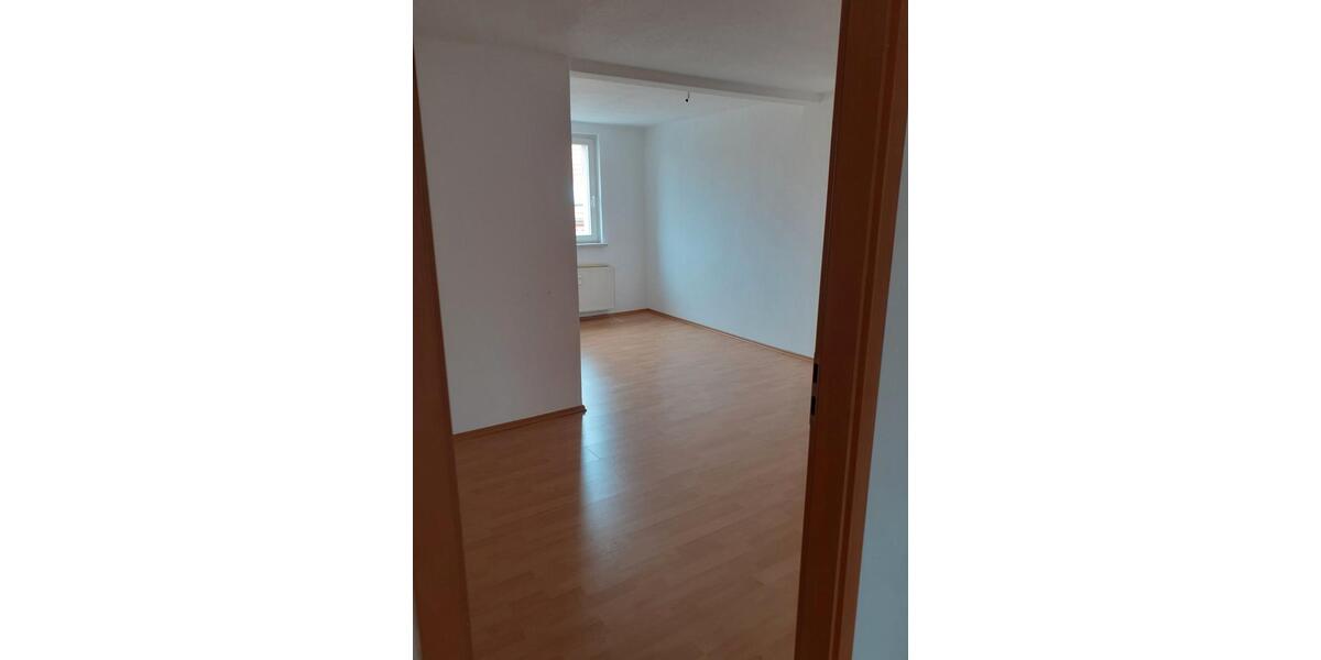 Dachgeschoßwohnung Spremberg - 2 Zimmer, 68 m&sup2;, 440&euro; | Angebot:26479643