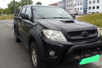 Toyota Hilux 270.000 km 12.999 &euro; Hamburg 20537