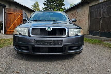 Skoda Superb 316.123 km 2.680 &euro; Rathenow 14712
