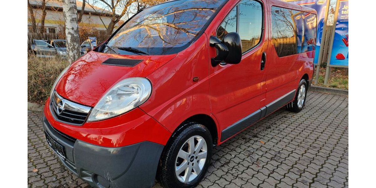Opel Vivaro 269.000 km 6.999 &euro; Dresden 01139