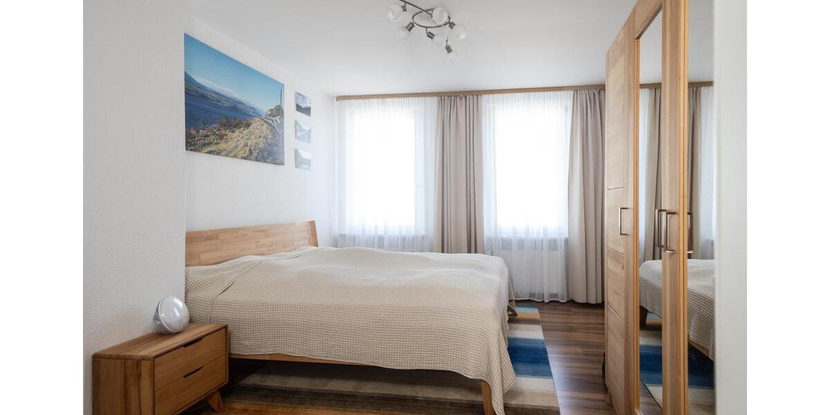 Dachgeschoßwohnung Braunschweig Westliches Ringgebiet - 5 Zimmer, 120 m&sup2;, 380.000&euro; | Angebot:27122040