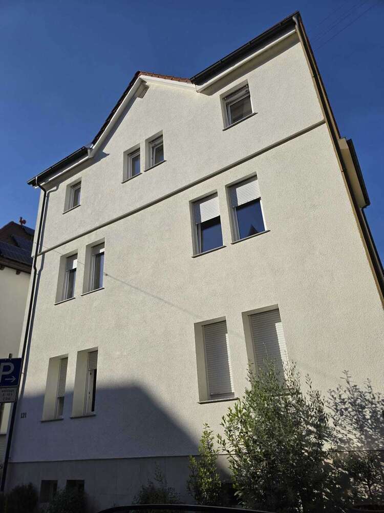 Haus zum Kaufen in Esslingen am Neckar 899.000 € 201 m²