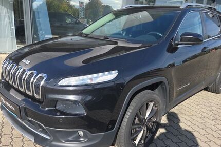 Jeep Cherokee 274.084 km 7.590 &euro; Neubrandenburg 17033