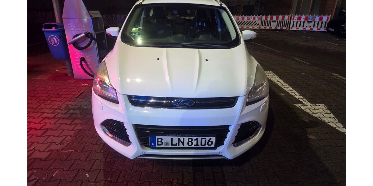 Ford Kuga 137.769 km 7.800 &euro; Berlin 12053