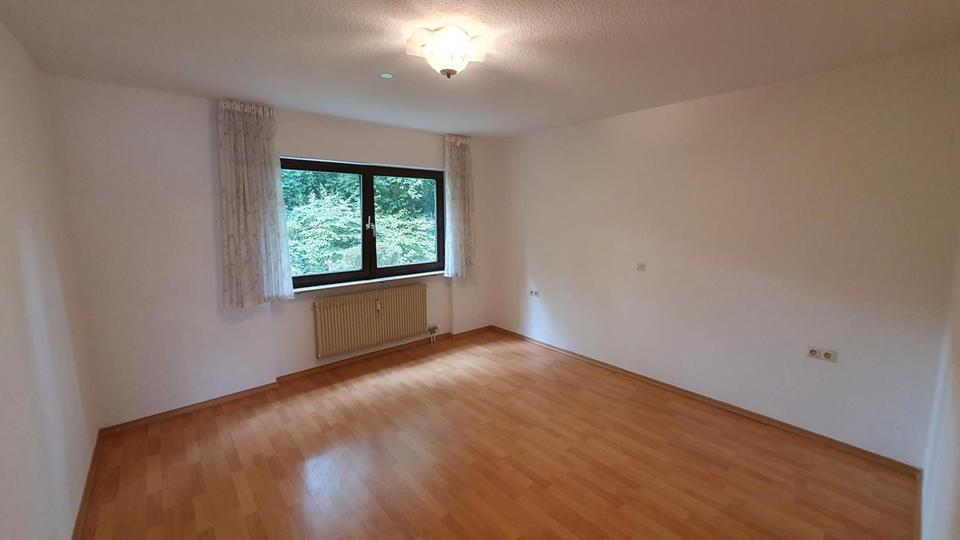 Erdgeschoßwohnung Nagold - 2.5 Zimmer, 80 m&sup2;, 820&euro; | Angebot:26408632