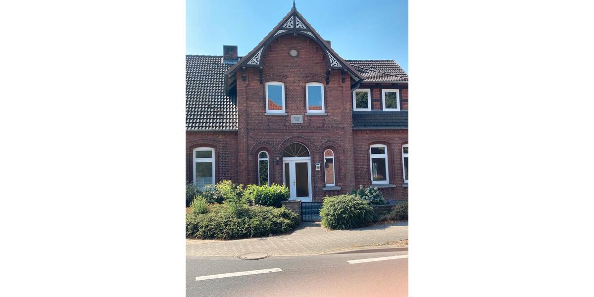 Sanierte 4-Zi-Whg in Bauernhaus, EBK, Garten, Dielen, 2 Bäder 9 zimmer