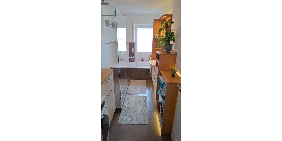 Etagenwohnung Oberndorf am Neckar - 4.5 Zimmer, 102 m&sup2;, 249.000&euro; | Angebot:25925437