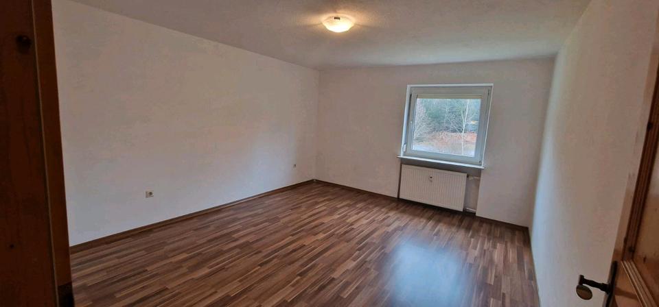 Mehrfamilienhaus, Wohnhaus Regen - 15 Zimmer, 342 m&sup2;, 2.000&euro; | Angebot:26183423