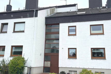 PURNHAGEN-ImmobilieN - Dachgeschoßwohnung mit Balkon in zentraler Lage von Bremen-Rönnebeck!