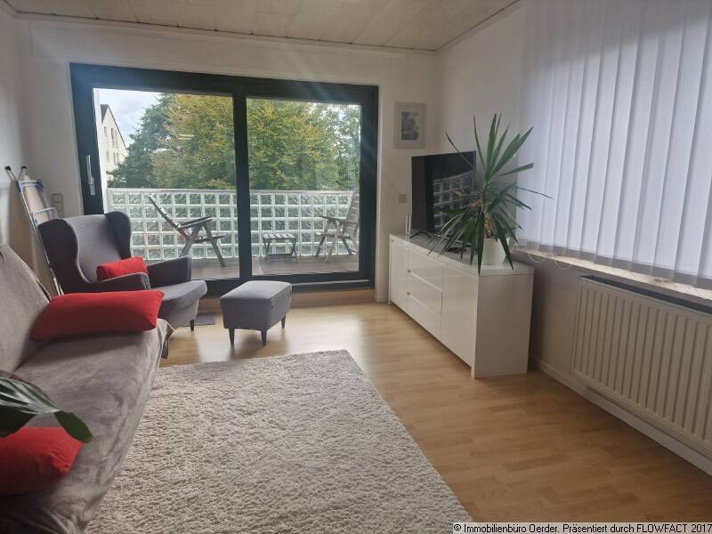 Ab sofort! In Ruhiglage - Ideal für Single Paare 2 Zi, EBK, TOP Süd- Balkon. (aktuell möbliert)