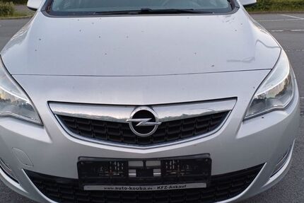 Opel Astra 174.857 km 2.499 &euro; Plauen 08525
