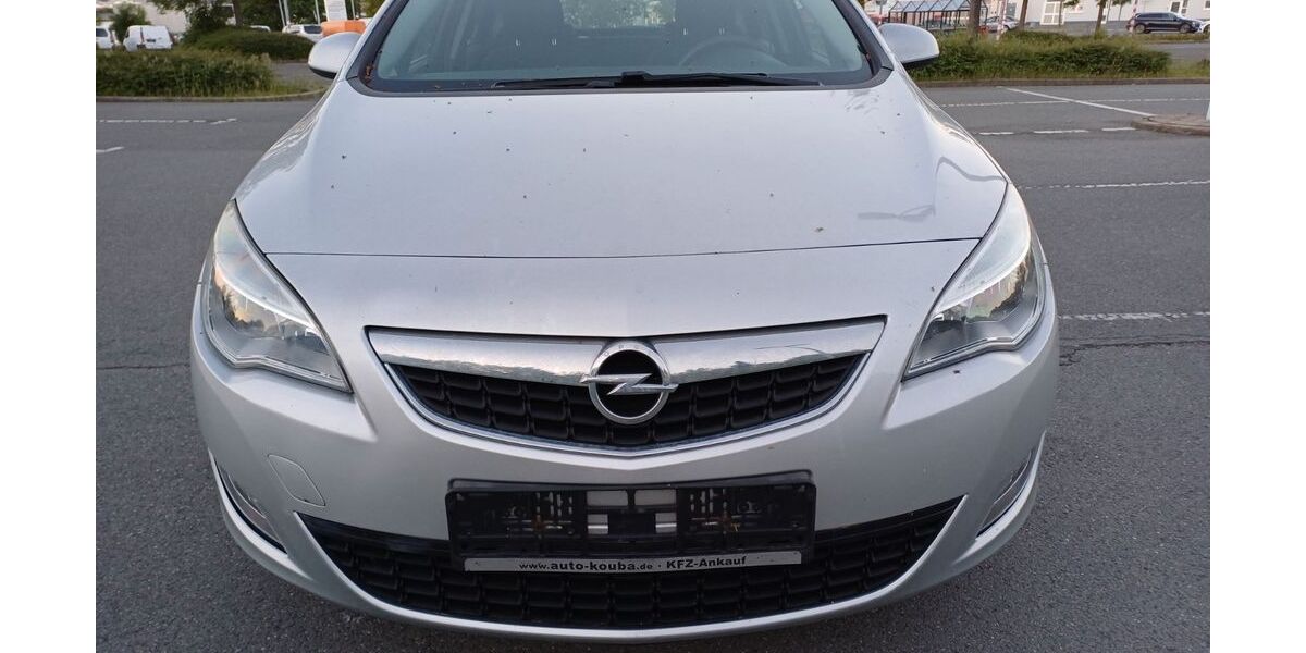 Opel Astra 174.857 km 2.499 &euro; Plauen 08525