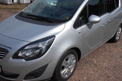 Opel Meriva 77.678 km 5.689 &euro; Stadthagen 31655