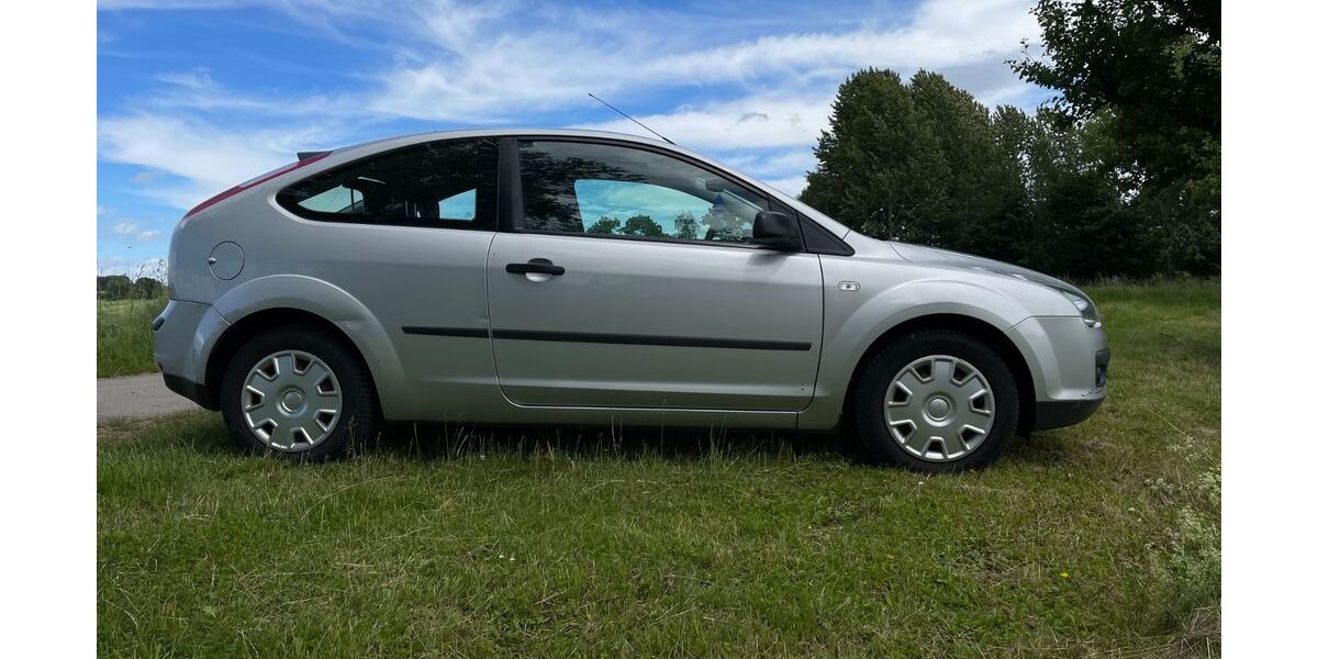 Ford Focus 85.000 km 3.950 &euro; Bad Waldsee 88339